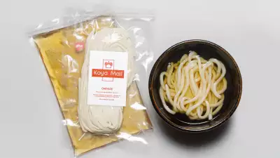 A photo of Koya's 'Koya Mail' dashi and udon noodle 'Omiyage' delivery box