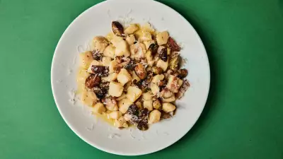 This is a photo of Pastaio's Christmas gnocchi special.