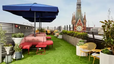 This is an image of The Rooftop at The Standard, London