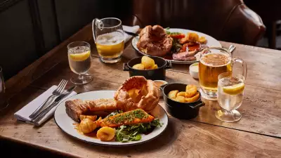 A colour image of the Sunday roast at The Chelsea Pig
