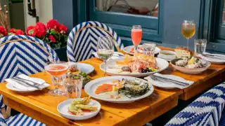 Colour image of the terrace at Cin Cin, Fitzrovia